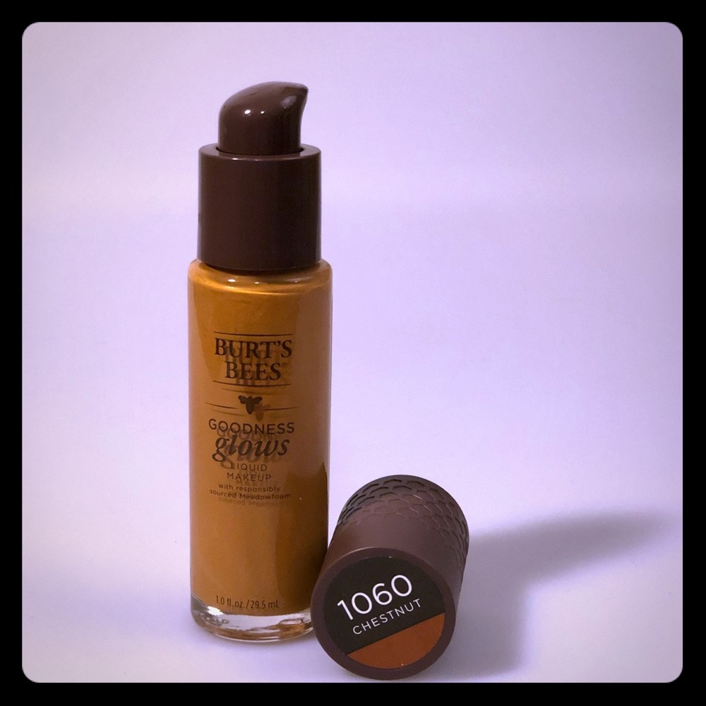 Burt’s Bees Goodness Glows in Chestnut